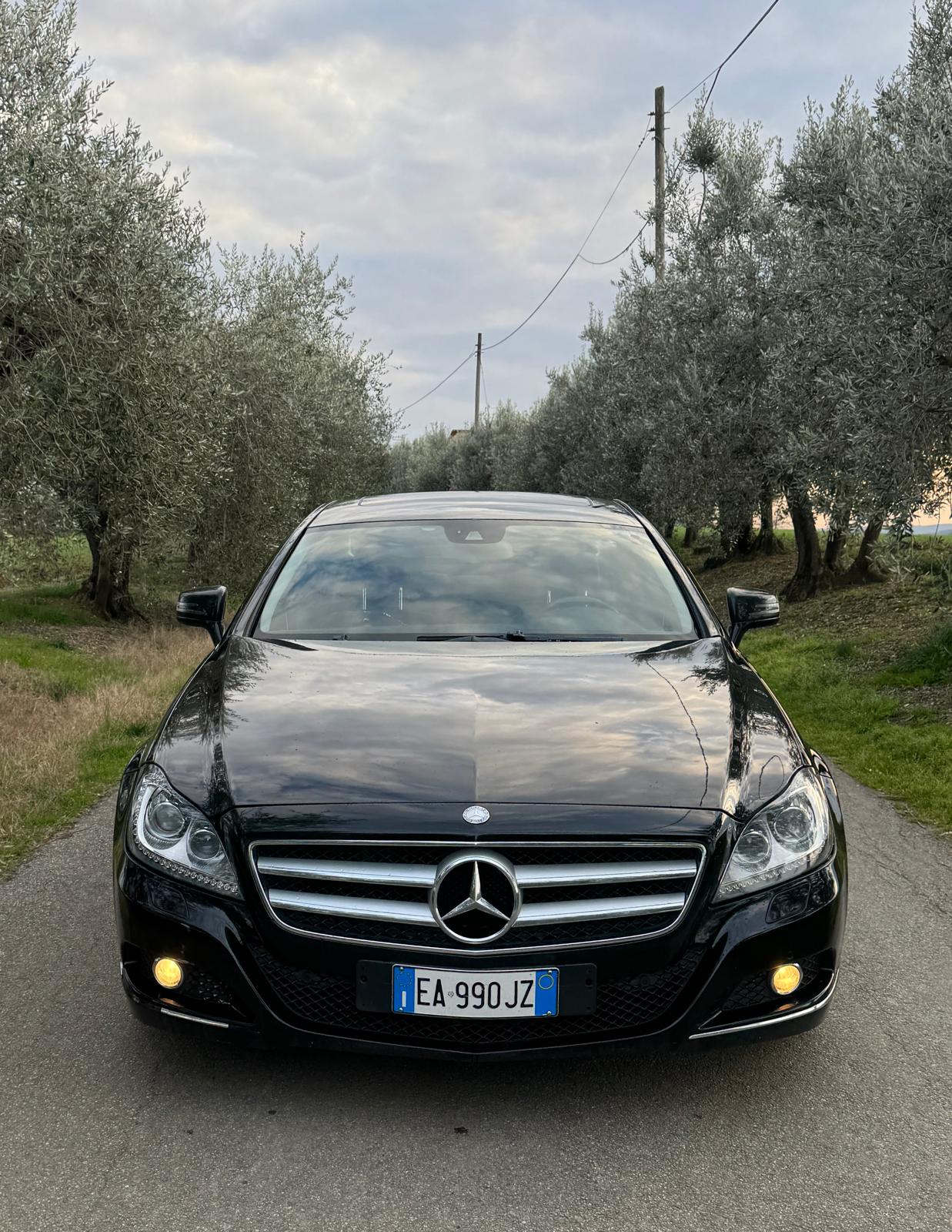 Mercedes CLS 350 anno 2012 - immagine 7