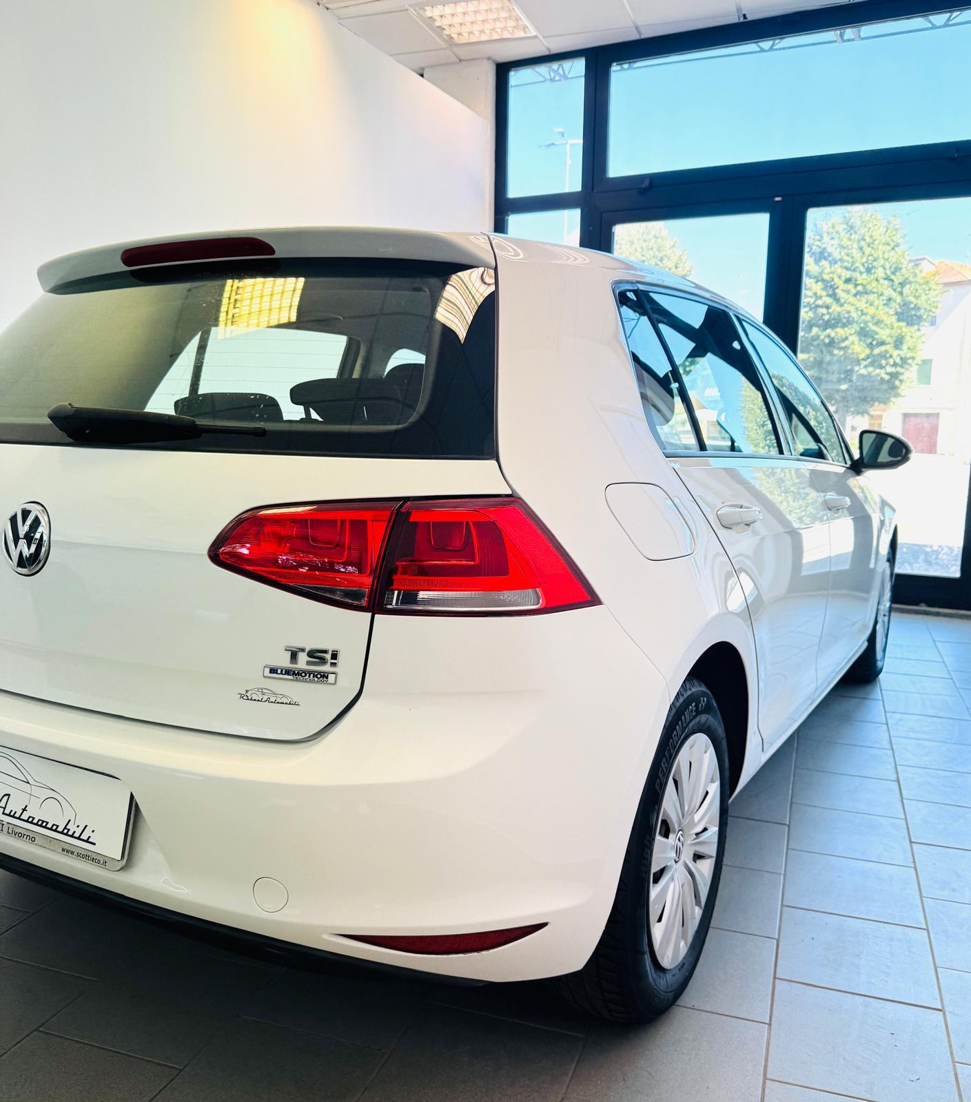Volkswagen Golf VII 1.2 - immagine 5
