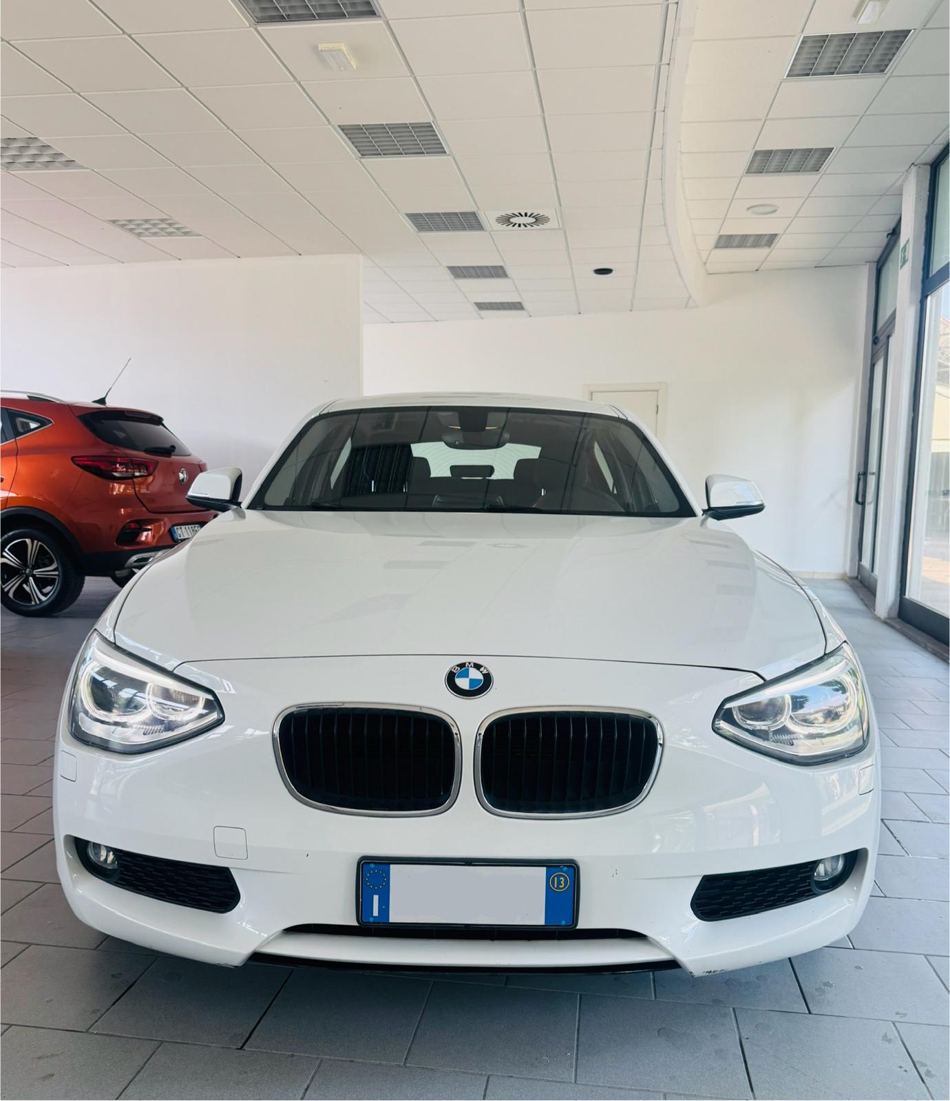 Bmw 116 116d 5p. Efficient Dynamics Urban - immagine 2