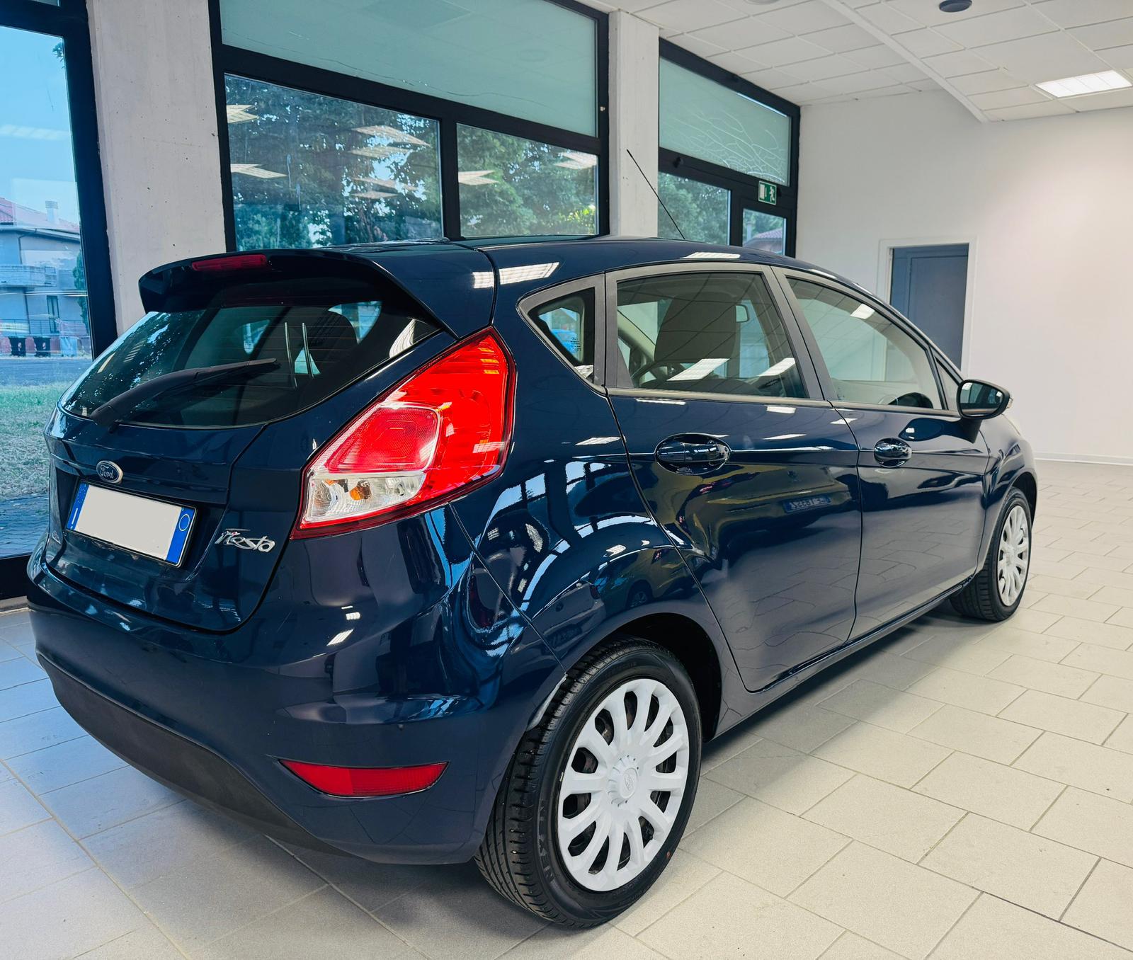 Ford Fiesta 1.5 TDCi 75CV 5 porte - immagine 4